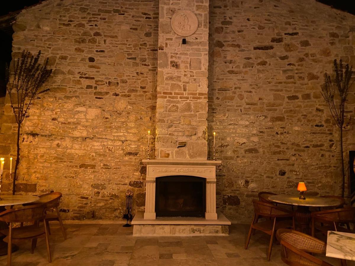 Dionysos 1789 Boutique Hotel Foça Extérieur photo