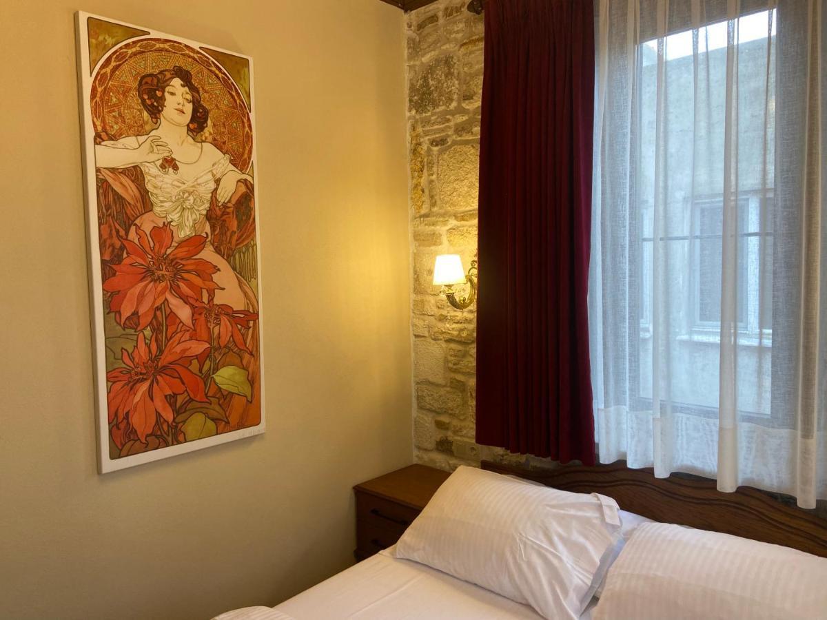 Dionysos 1789 Boutique Hotel Foça Extérieur photo