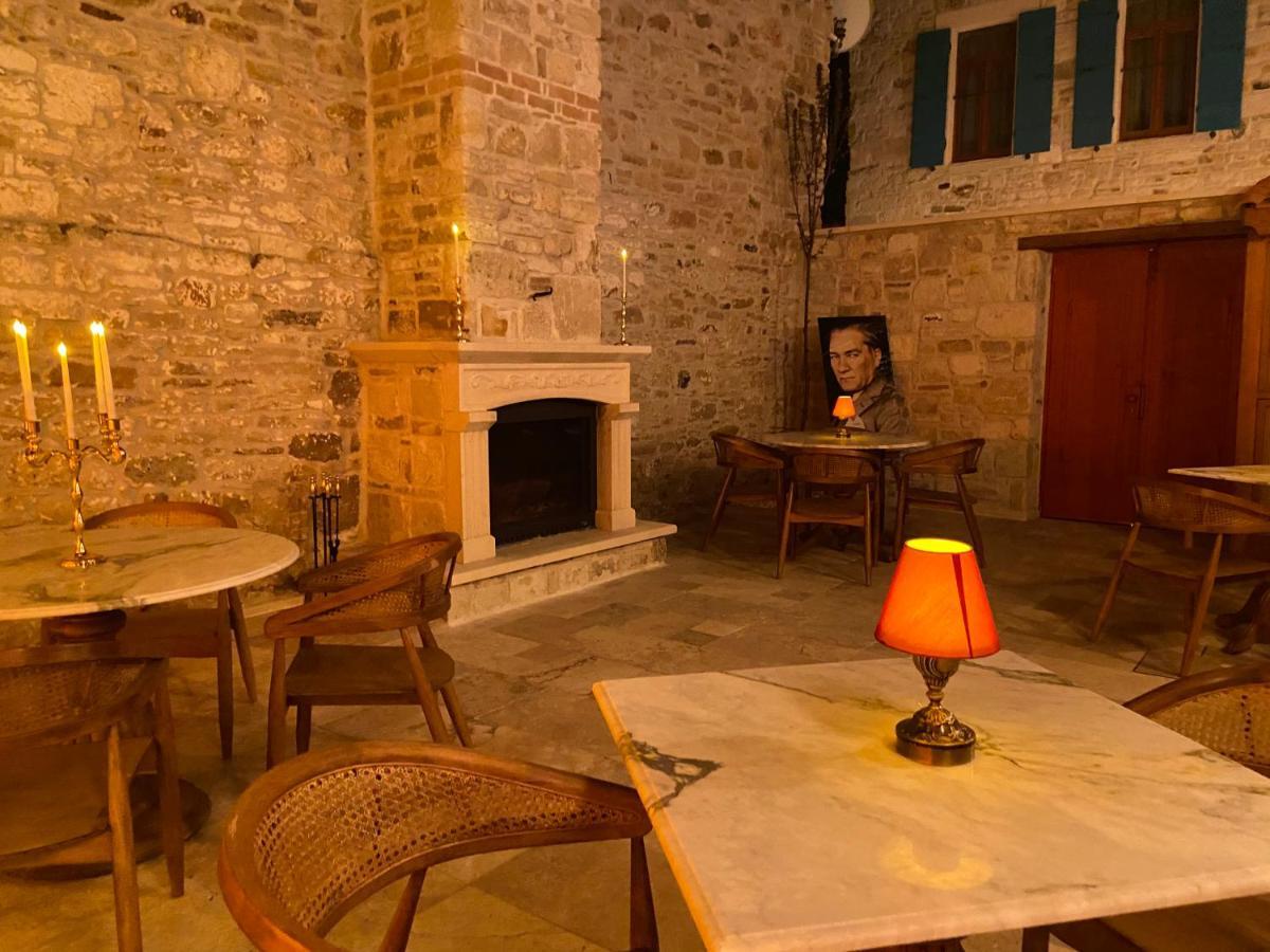 Dionysos 1789 Boutique Hotel Foça Extérieur photo